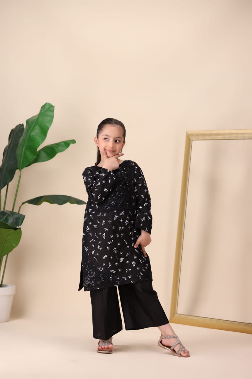 BLACK EMBROIDERD EID SUIT