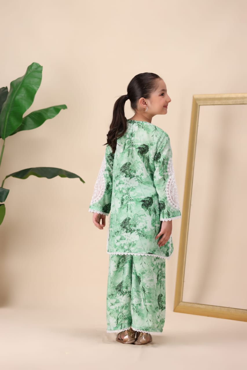 GREEN CHARM SUIT 2PCS SET