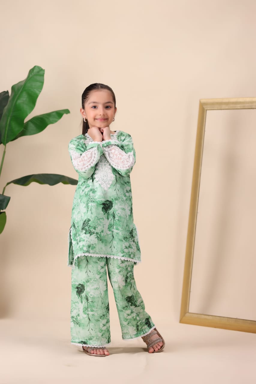 GREEN CHARM SUIT 2PCS SET